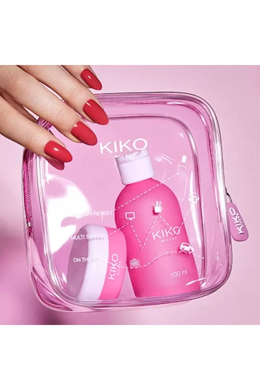 جمعبندی کیف لوازم آرایش کیکو KIKO در حال نمایش فضای مناسب برای لوازم آرایش جمعبندی کیف لوازم آرایش کیکو KIKO در حال نمایش فضای مناسب برای لوازم آرایش