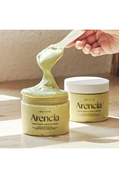 تصویر 1 : ARENCIA آرنسیا  اسکراب کف سر و بدن سوسن و نعناع فرانسوی لایه بردار ملایم و پاک کننده عمقی پوست  