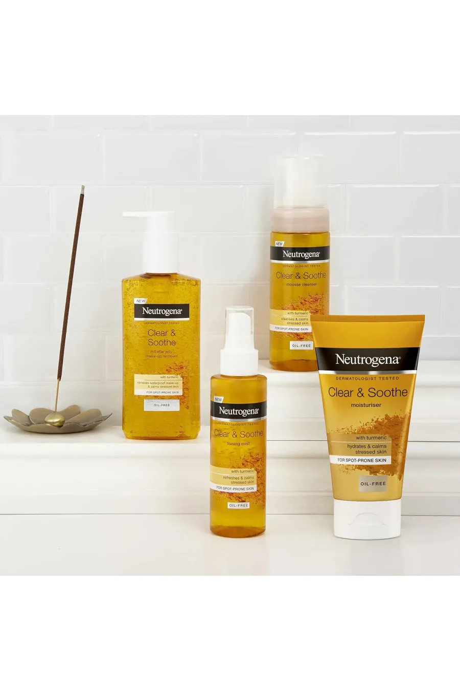 ژل پاک کننده آرایش میسلار زردچوبه نیتروژنا Neutrogena مناسب برای روتینهای مختلف پاکسازی پوست ژل پاک کننده آرایش میسلار زردچوبه نیتروژنا Neutrogena مناسب برای روتینهای مختلف پاکسازی پوست