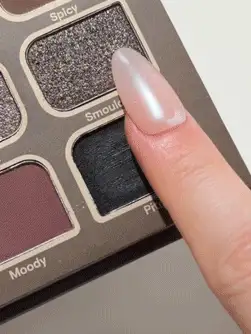  تصویر 2 : Sheglam شیگلم  پالت سایه چشم تناژ آجری و مسی شیگلم Rust Ritual  