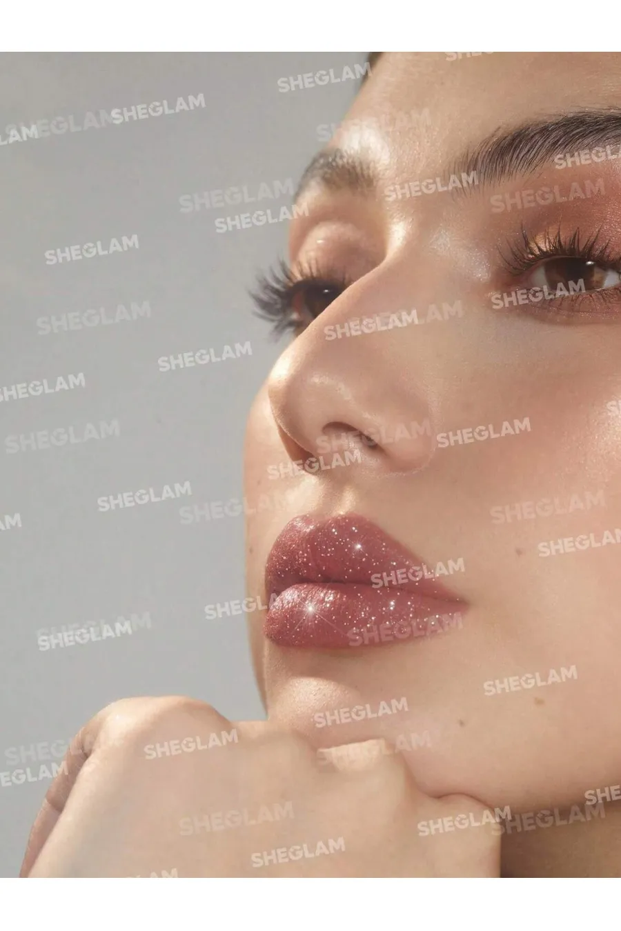 معرفی کیت برق لب اکلیلی شیگلم مدل Lip Dazzler Glitter Kit رنگ Center Stage شیگلم Sheglam