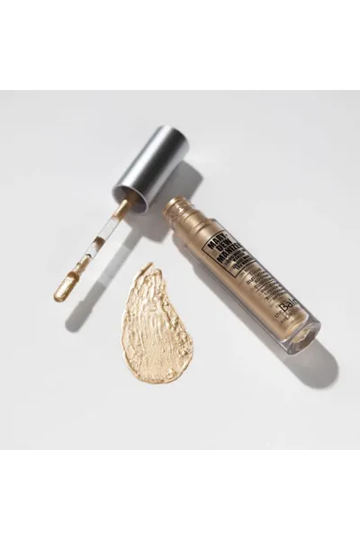  تصویر 4 : هایلایتر مایع Mary Dew Manizer با جلوه درخشان و رنگ شامپاینی دبالم The balm 