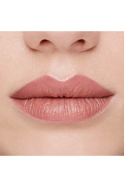  تصویر 1 : رژ لب مات 111 Soft Kiss رنگ قهوه‌ای روشن با جلوه مخملی بیولیس Beaulis 
