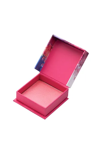  تصویر 2 : رژگونه پودری براق Sugar and Spice شماره ۵۵۱ رنگ قهوه‌ای روشن بیولیس Beaulis 