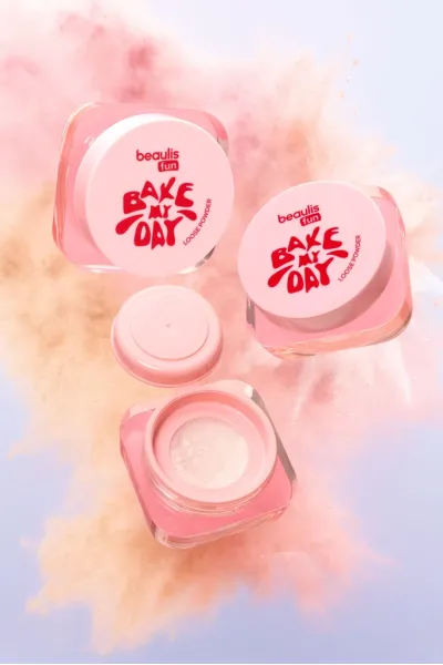  تصویر 3 : پودر فیکس شفاف مدل Rose Transparent رنگ رز ملایم مناسب تثبیت آرایش بیولیس Beaulis 