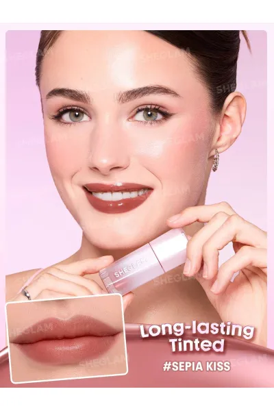  تصویر 8 : تینت لب براق رنگ 555 Sepia Kiss قهوه‌ای روشن با جلوه درخشان شیگلم Sheglam 