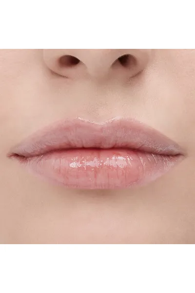  تصویر 1 : لیپ گلاس Lip Gloss 902 Coconut سفید نارگیلی با درخشش براق و جلوه طبیعی لایکد LYKD 