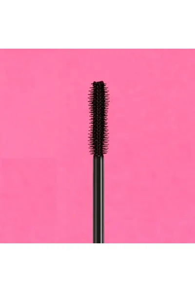  تصویر 4 : ریمل مژه Big Fan Defining Black مشکی با تفکیک و حالت‌دهی دقیق دبالم The balm 