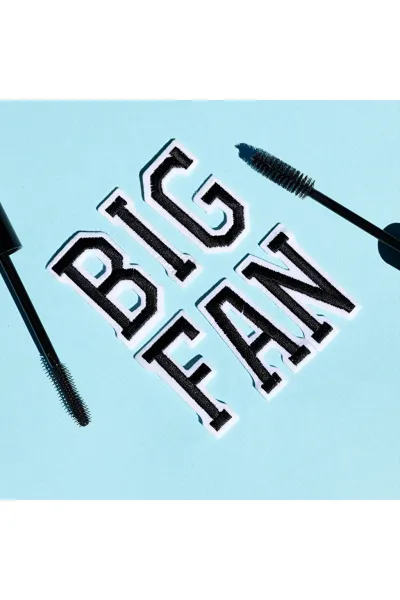  تصویر 8 : ریمل مژه Big Fan Defining Black مشکی با تفکیک و حالت‌دهی دقیق دبالم The balm 