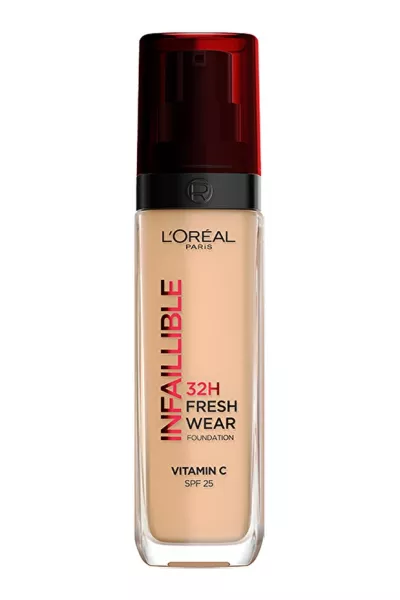 خرید و قیمت کرم پودر بادوام ۳۲ ساعته ویتامین C رنگ 220 Sand شنی بژ روشن L'Oreal Paris لورال پاریس اصل