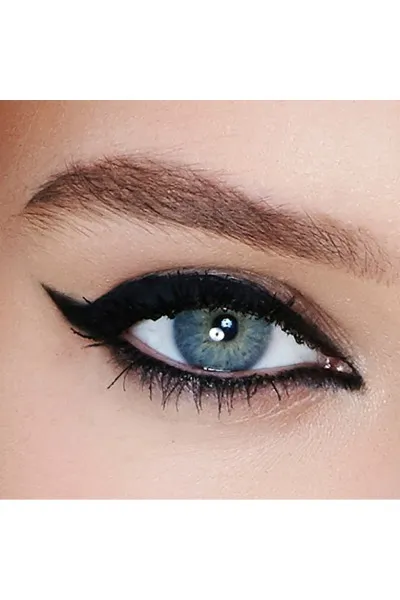  تصویر 2 : خط چشم مات لستینگ دراما Black مشکی با ماندگاری بالا و طراحی دقیق Lasting Drama Matte Eyeliner Black میبلین نیویورک Maybelline New York 