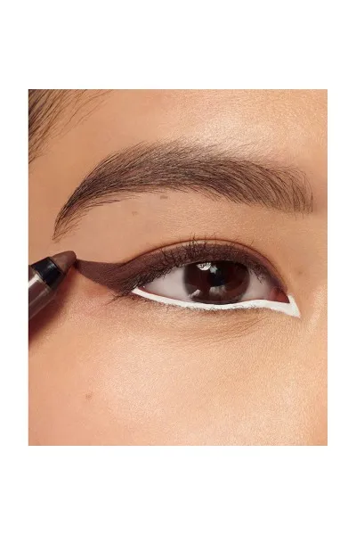  تصویر 3 : مداد چشم ژلی تتو لاینر 911 Smooth Walnut  رنگ گردویی ماندگار Tattoo Liner Gel Eye Pencil 911 Smooth Walnut میبلین نیویورک Maybelline New York 
