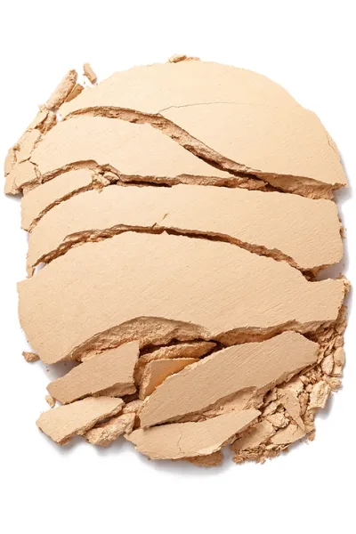  تصویر 3 : پودر فشرده بیکد شماره 030 Mat Beige بژ مات با پوشش طبیعی Baked Powder Powder 30 Mat Beige فلورمار Flormar 
