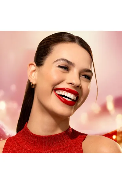 تصویر 2 : رژ لب براق مرطوب‌کننده با پیگمنت بالا رنگ Naked Glow نود طبیعی Glam Kiss Highly Pigmented Moisturizing Glass Lip Look Shiny Finish Lipstick 1 Naked Glow فلورمار Flormar 