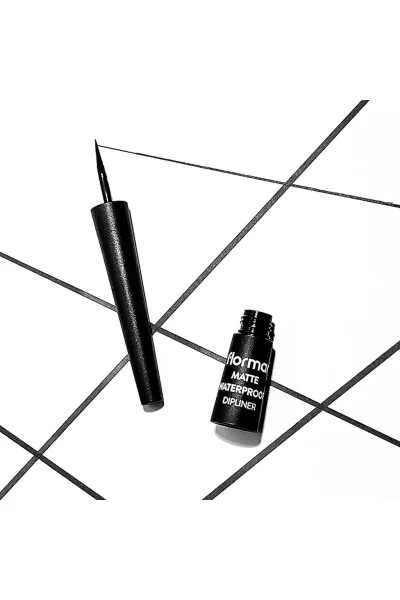  تصویر 4 : خط چشم دیپ‌لاینر مات و ضدآب Black مشکی با پیگمنت بالا و دوام عالی Matte Waterproof Highly Pigmented Matte Finish Dipliner 1 Black فلورمار Flormar 