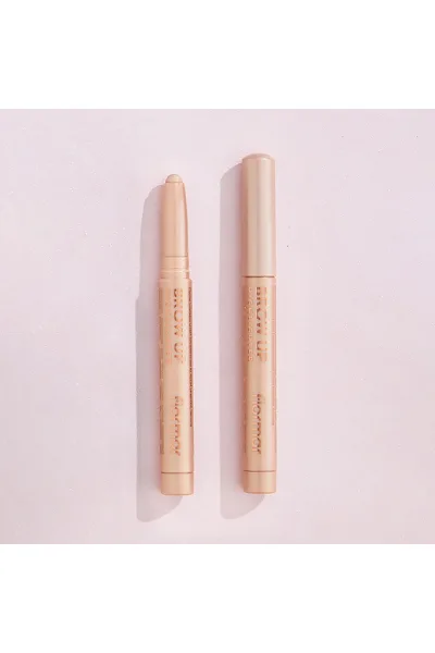  تصویر 4 : مداد هایلایتر زیر ابرو Champagne شامپاینی بافت نرم و قلم آسانسوری Brow Up Soft Texture Intense Shimmer Lifting Brow Highlight Pencil Champagne فلورمار Flormar 