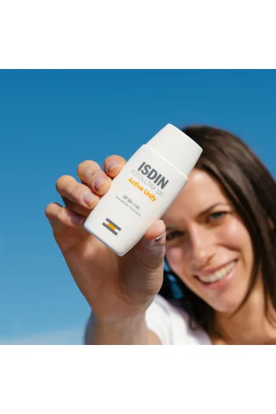  تصویر 1 : ضدآفتاب ضد لک بی رنگ اکتیو یونیفای SPF50 ایزدین ISDIN 