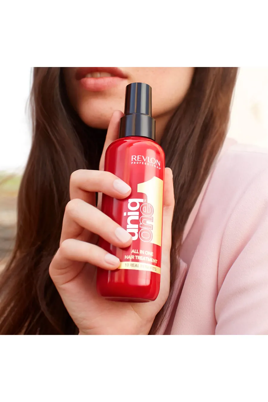 رازهای حرفهای برای بهترین نتیجه از اسپری ۱۰ کاره مو UniqOne رولون Revlon رازهای حرفهای برای بهترین نتیجه از اسپری ۱۰ کاره مو UniqOne رولون Revlon