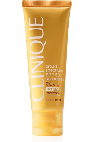 کرم ضدآفتاب سولار اسمارت Clinique SPF 50