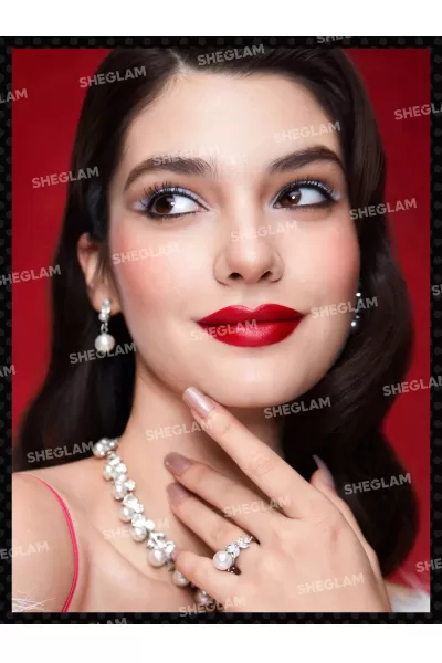  تصویر 1 : Sheglam شیگلم XOXO  Marilyn رژ لب مرلین مونرو  