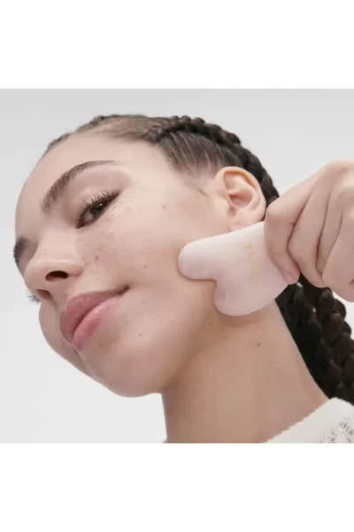  تصویر 4 : SEPHORA سفورا  سنگ ماساژ رز کوارتز گواشا صورت و گردن  