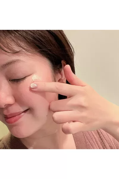  تصویر 7 : کرم رتینول ضد چروک صورت و دور چشم 0.1 کوزارکس COSRX 